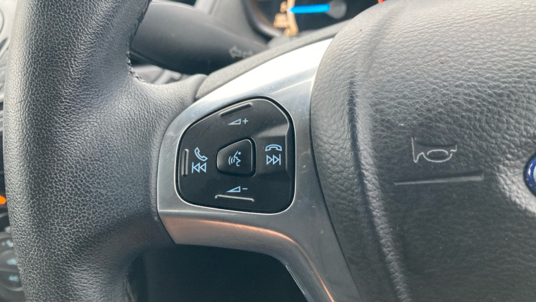 Ford Fiesta 1.25 82 Zetec 5dr Petrol Hatchback